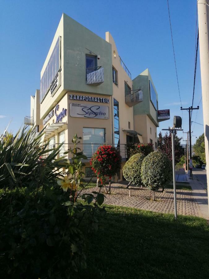 Spacious & Modern Studio Apartment Near The Airport Glyka Nera Exterior foto